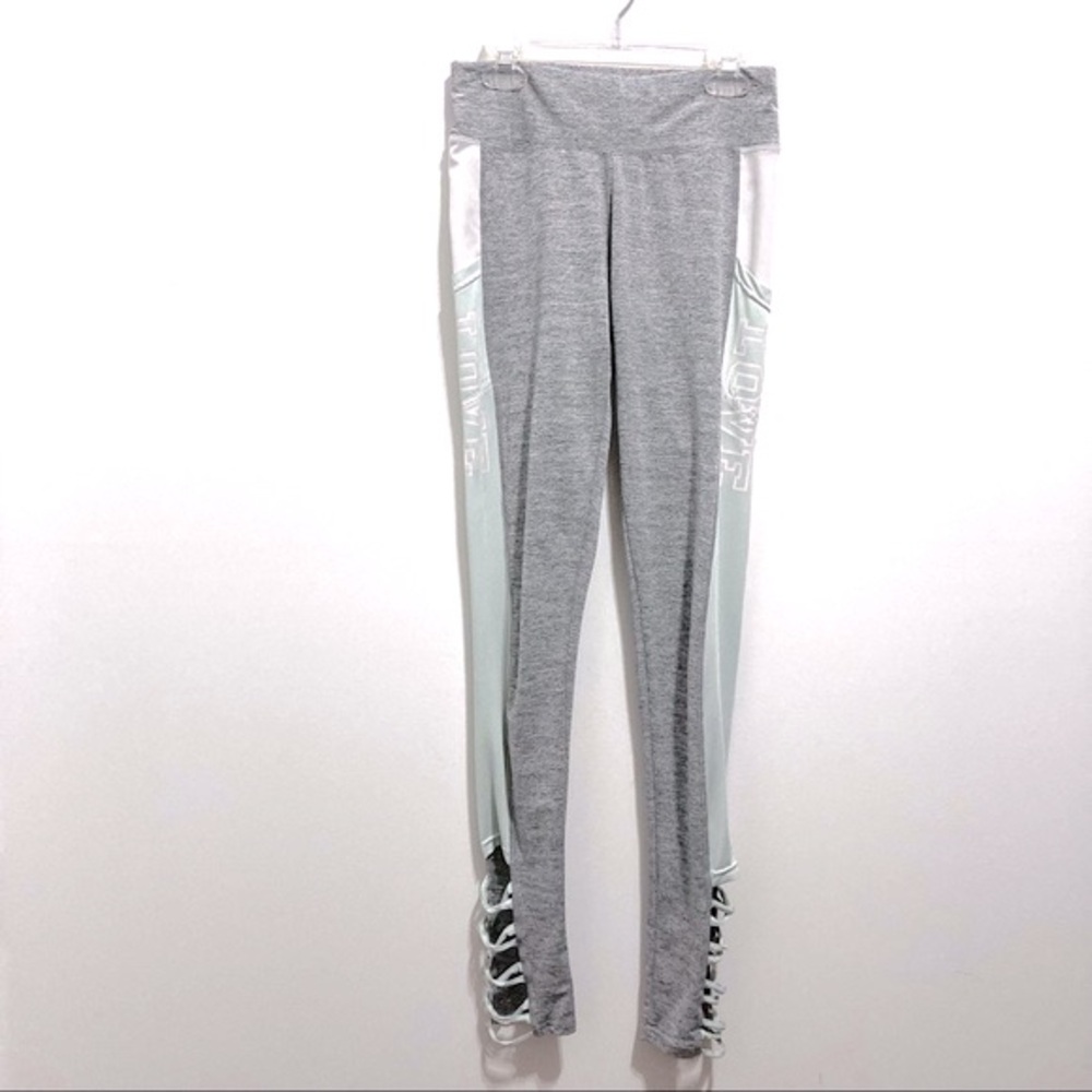 Women’s Gray Stretchy Leggings